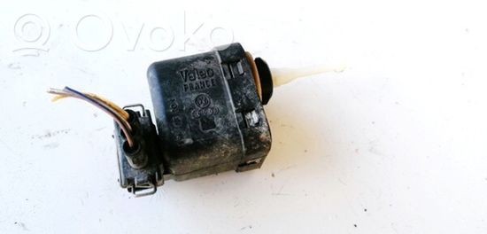 Audi A4 S4 B5 8D Headlight level adjustment motor