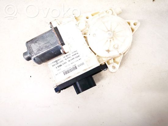 BMW X3 E83 Front door window regulator motor 0130822223 6925963-1 0130822223 6925963-1