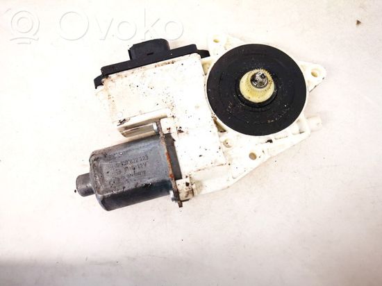 BMW X3 E83 Front door window regulator motor 0130822223 6925963-1 0130822223 6925963-1