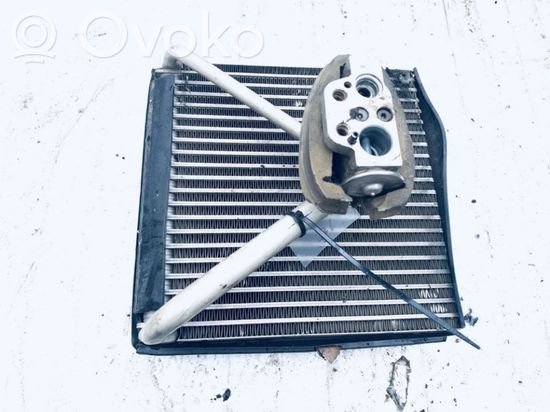 Volkswagen Polo IV 9N3 A/C cooling radiator (condenser) 52268990 52268990