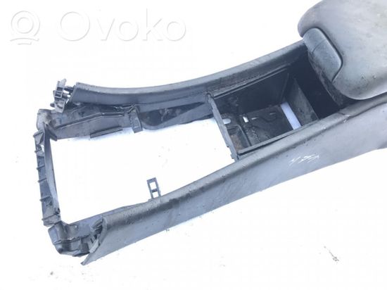 Mercedes-Benz C W203 Armrest dbby021110 dbby021110