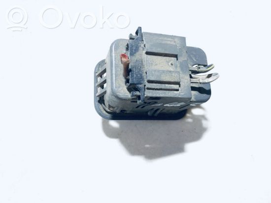Audi A6 S6 C5 4B Cigarette lighter 4b0925071a 4b0925071a