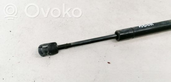 Audi A4 S4 B5 8D Tailgate/trunk strut/damper 8D5827552C 8D5827552C