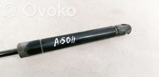 Audi A4 S4 B5 8D Tailgate/trunk strut/damper 8D5827552C 8D5827552C