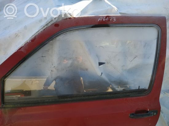 Volkswagen Golf III Front door window glass four-door