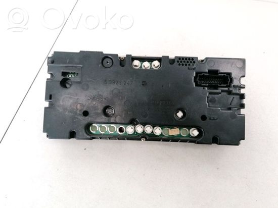 Volkswagen Golf III Speedometer (instrument cluster) 5392324710 5392324710
