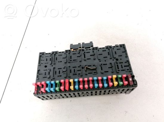 Volkswagen Golf III Fuse box set 357937039 357937039