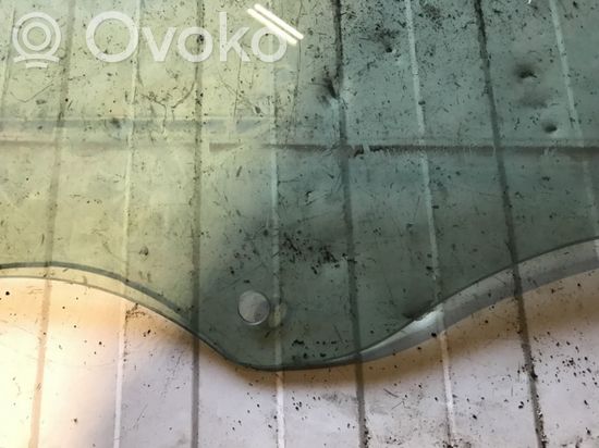 BMW 7 E38 Rear door window glass