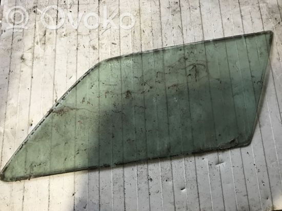 Mercedes-Benz E W124 Rear side window/glass