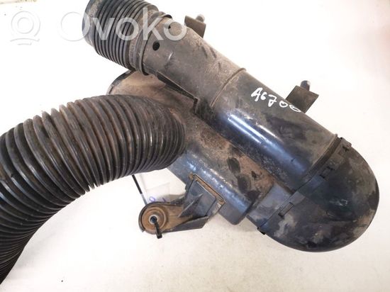 Audi 80 90 B3 Air intake hose/pipe