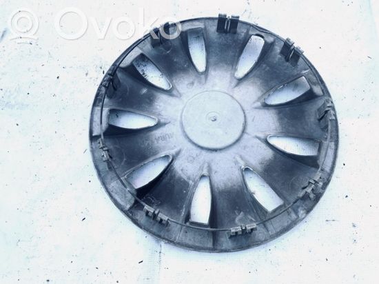 Volkswagen PASSAT B4 R14 wheel hub/cap/trim