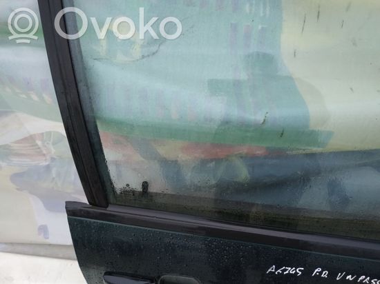Volkswagen PASSAT B4 Front door window glass four-door