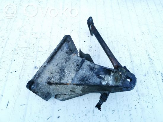 BMW 5 E39 Engine mounting bracket 22111092974 22111092974