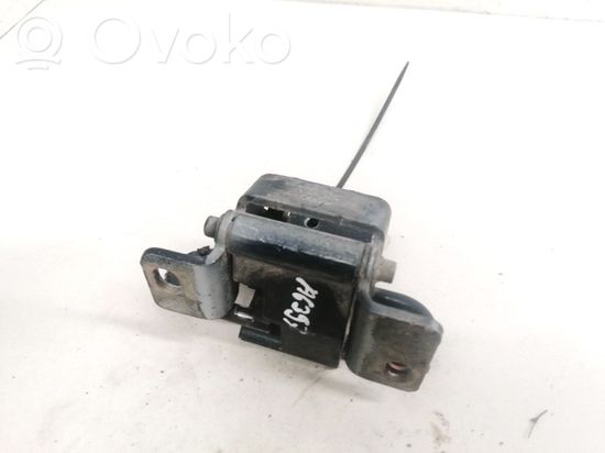 Audi A4 S4 B5 8D Rear door lower hinge 4A0833412A 4A0833412A