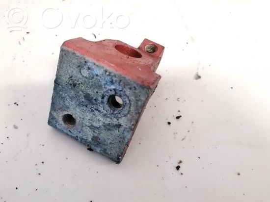 Audi A4 S4 B5 8D Rear door lower hinge 8d0833402 8d0833402