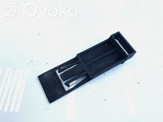 BMW 5 E60 E61 Radiator mount bracket 778882403 7788824 778882403 7788824
