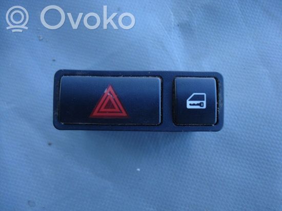 BMW 3 E46 Hazard light switch 61318368920 8368920 1239