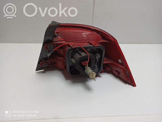 Volkswagen PASSAT B7 Rear/tail lights VALEO 3AE945095F