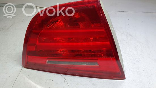 BMW 3 E90 E91 Tailgate rear/tail lights 7154155