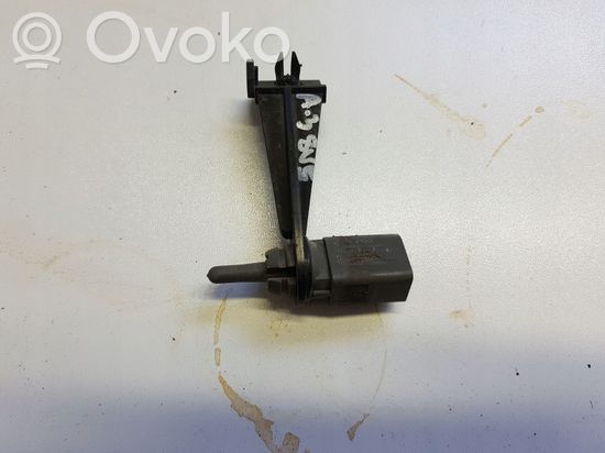 Audi A3 S3 A3 Sportback 8V Sensor 8V0820536