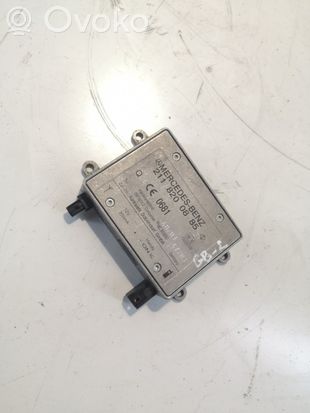 Mercedes-Benz E W211 Bluetooth control unit module 2118200885