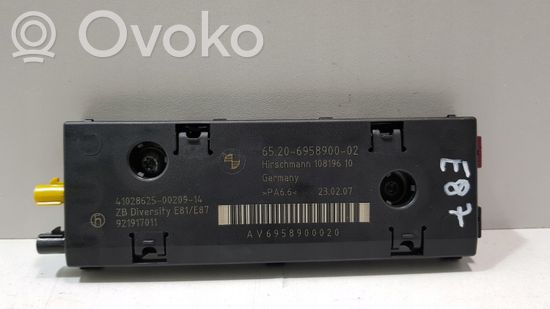 BMW 1 E81 E87 Aerial antenna amplifier 6958900