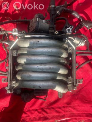 Audi A4 S4 B5 8D Intake manifold 078133151BH