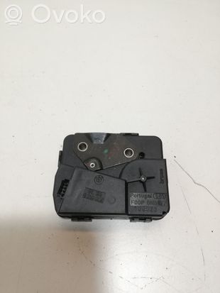 BMW 3 E90 E91 Tailgate window lock/catch/latch 51248218849 100323