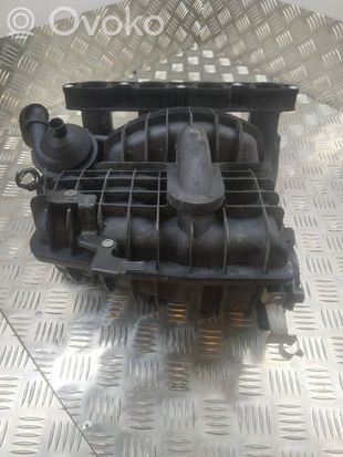 BMW 1 E81 E87 Intake manifold PA6GF30