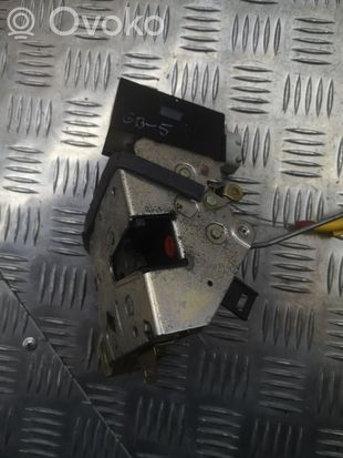 BMW 5 E39 Front door lock 8166245