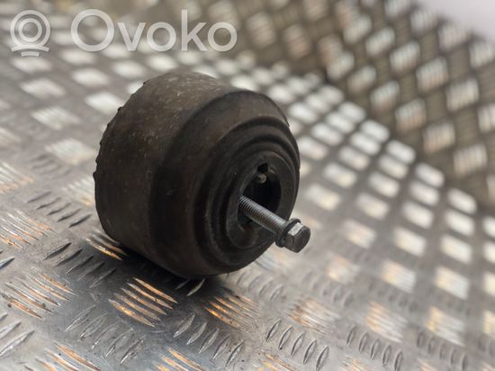 Mercedes-Benz E W211 Engine mount bracket