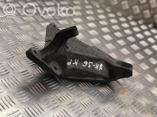 BMW 3 E90 E91 Engine mounting bracket 779445501