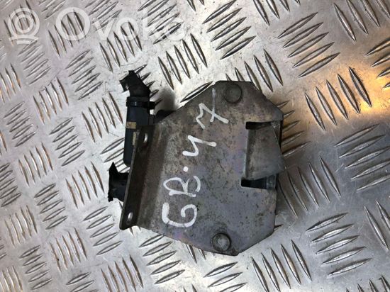 BMW 1 E81 E87 Glow plug pre-heat relay 0522120102