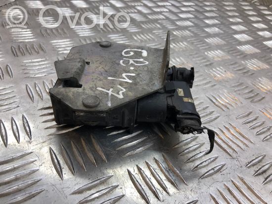BMW 1 E81 E87 Glow plug pre-heat relay 0522120102