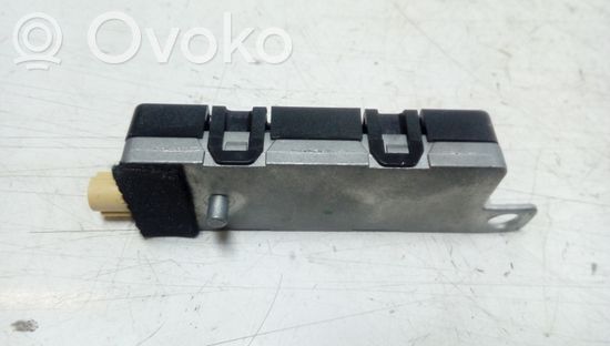 Volkswagen PASSAT CC Aerial antenna amplifier 3C8035552A