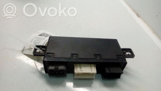 BMW 5 E39 Door control unit/module 61356904249 12037310