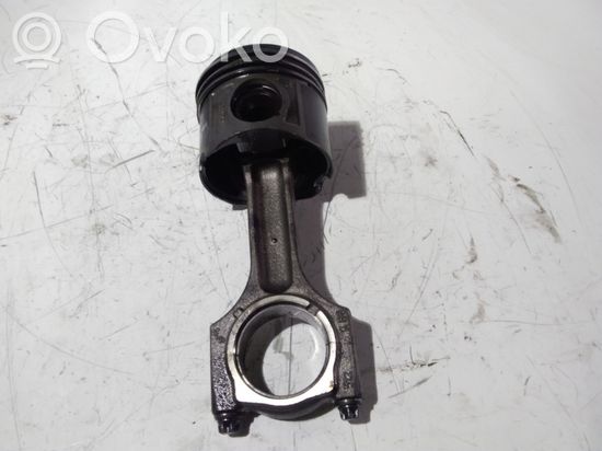 BMW 3 E90 E91 Piston with connecting rod 0840C