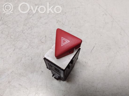 Volkswagen PASSAT B6 Hazard light switch