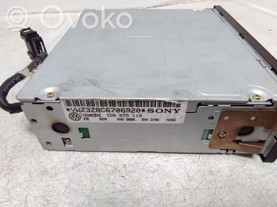 Volkswagen Phaeton CD/DVD changer 3D0035110