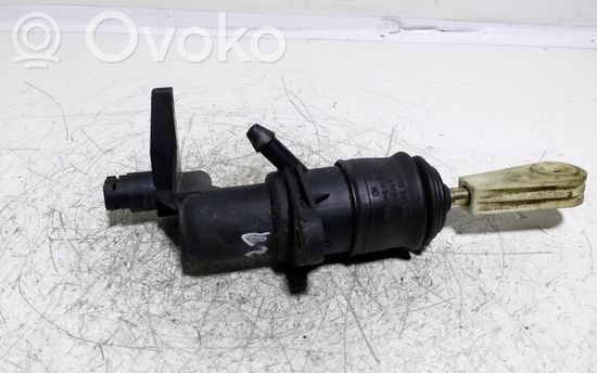 Audi A4 S4 B5 8D Clutch master cylinder 8E2721401