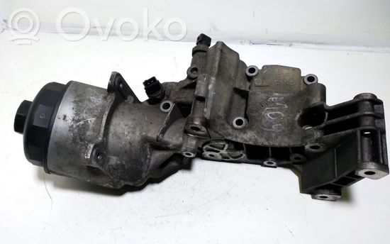 BMW 5 E39 Oil filter mounting bracket 1713838
