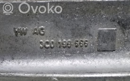 Volkswagen PASSAT B6 Engine mount bracket 3C0199555
