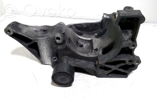 BMW 5 E60 E61 Generator/alternator bracket 7802639 13992010