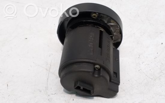 BMW 5 E39 Light switch 8363683