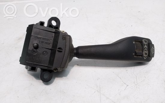 BMW X5 E53 Wiper control stalk 8375408