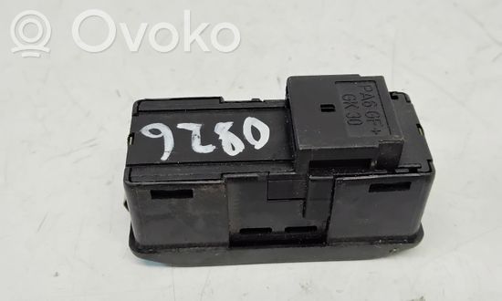 BMW 5 E60 E61 Sunroof switch 8352182