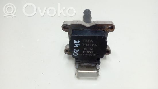 BMW 7 E38 High voltage ignition coil 1703359 11856