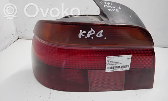 BMW 5 E39 Rear/tail lights 8358031
