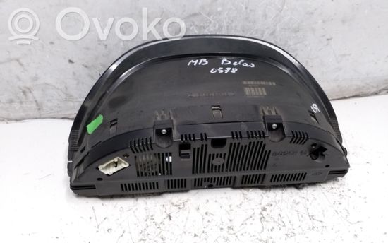 Mercedes-Benz B W245 Speedometer (instrument cluster) 1031098110 1031098101