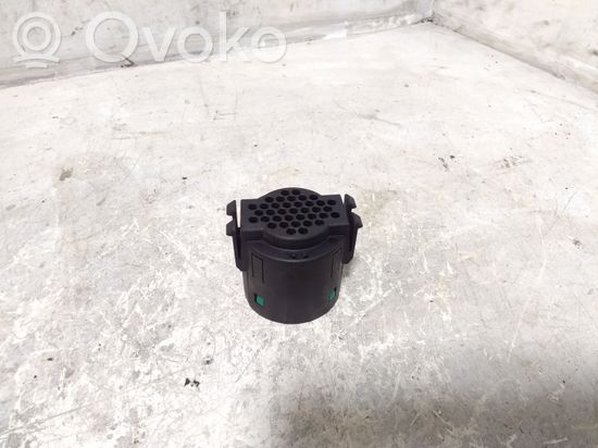BMW 3 E46 Panel speaker 65818360995
